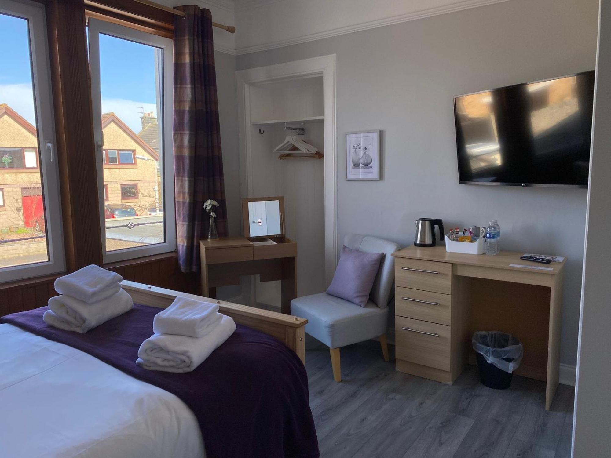 The Cairns Leven Otel Leven  Dış mekan fotoğraf